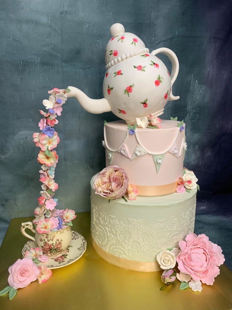 teapot cake