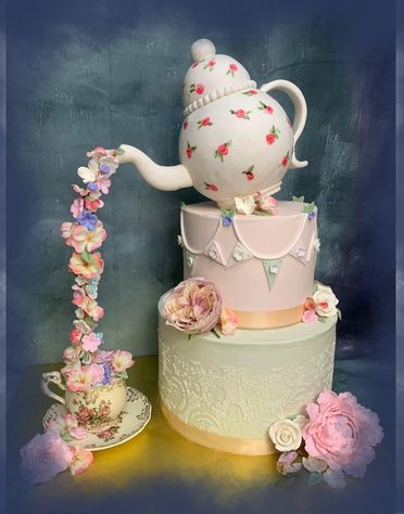 Custom Cake Teapot